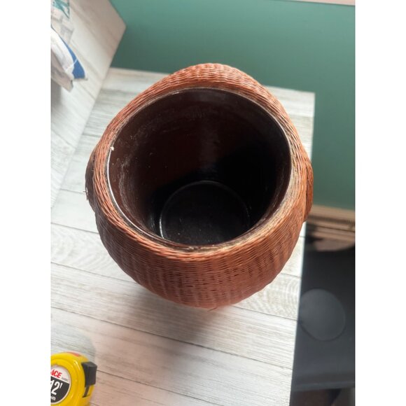 Vintage Wicker Elephant Head Planter pottery Vase 10" Tall Handwoven Brown MISS - Picture 2 of 9